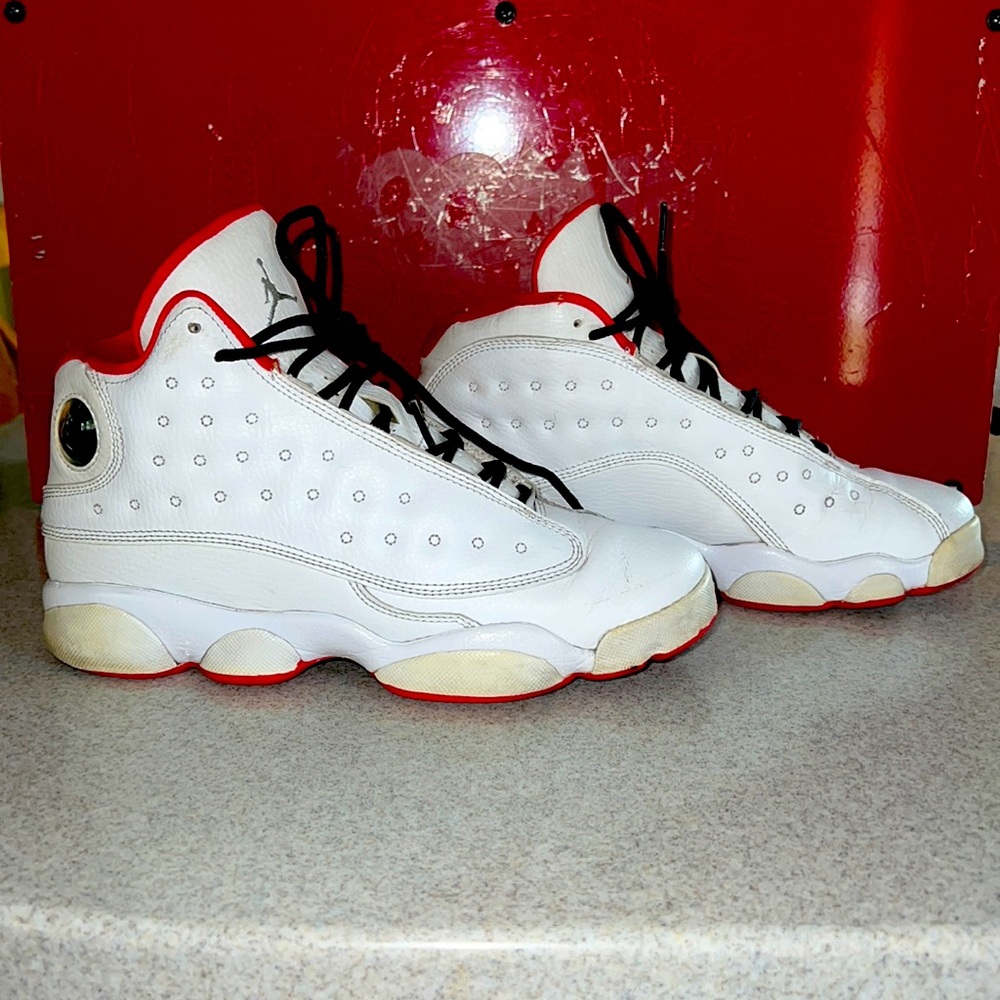 5.5y Jordan shoes